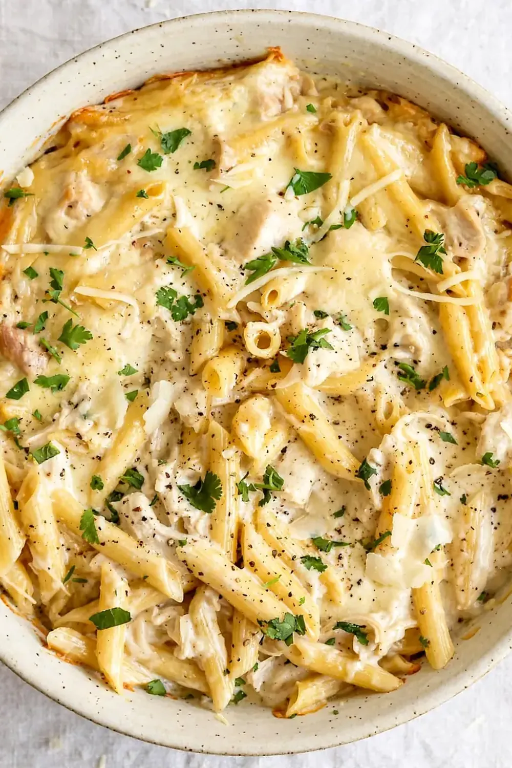 Slow Cooker Chicken Alfredo Casserole