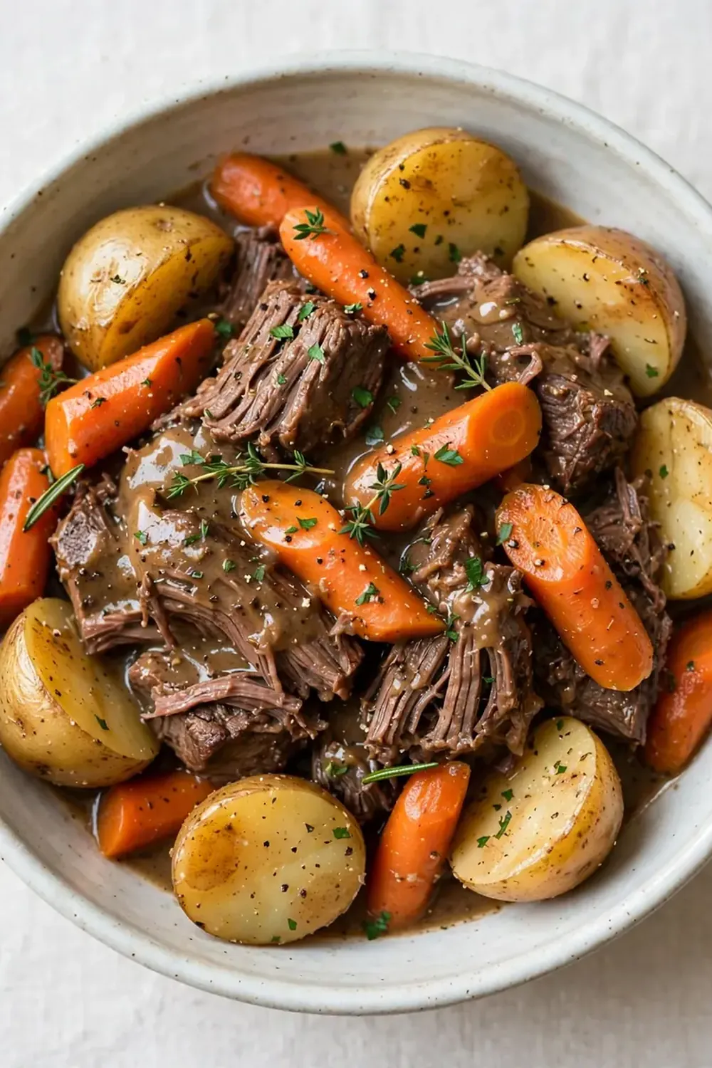 Slow Cooker Beef Pot Roast with Carrots and Potatoes